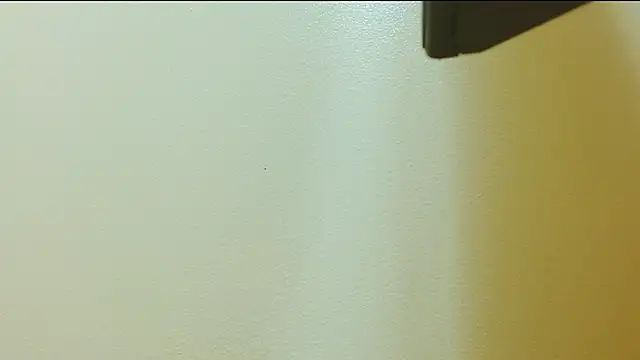 Emma Kiut  online show from 11/29/25, 06:00