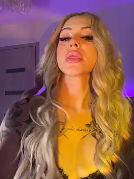 NovaPearl online show from 11/01/25, 07:16