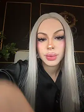 NovaPearl online show from 11/20/25, 08:52