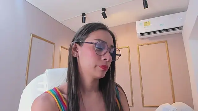 NahimiThompson online show from 02/05/26, 07:51