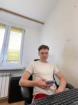 danielxfun online show from 12/21/25, 11:17