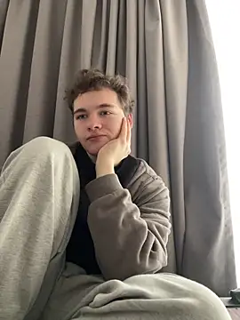 danielxfun online show from 04/22/26, 01:34