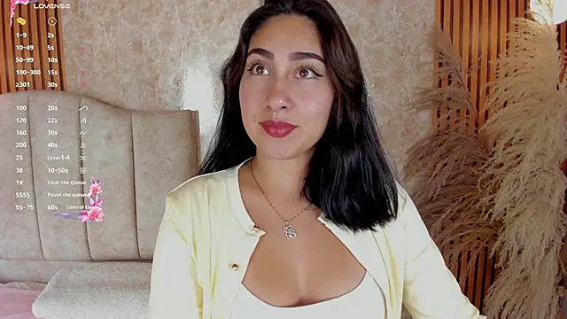 Snapshot of Maily_camerun chatting on 02/06/26, 04:43 Maily camerun online show from 02/06/26, 04:43