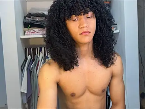 Ethan troya online show from 12/21/25, 01:13