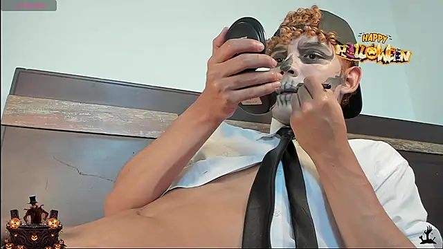 Daark Eros online show from 10/31/25, 08:32