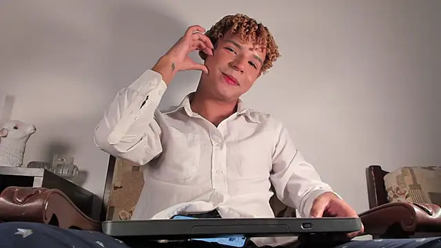 Snapshot of Daark_Eros chatting on 05/23/26, 10:36 Daark Eros online show from 05/23/26, 10:36