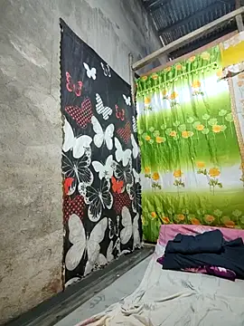 Snapshot of Asian_Pussy23 chatting on 12/16/25, 11:43 Asian Pussy23 online show from 12/16/25, 11:43