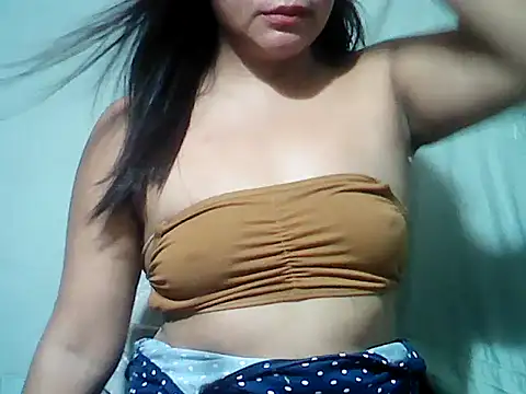 Snapshot of lady_pam2025 chatting on 07/26/26, 11:44 lady pam2025 online show from 07/26/26, 11:44