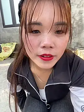 nachi-baby online show from 11/26/25, 01:39