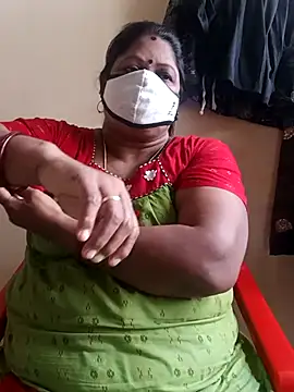 Snapshot of sreemamitha9 chatting on 11/18/25, 07:02 sreemamitha9 online show from 11/18/25, 07:02