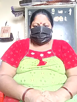 Snapshot of sreemamitha9 chatting on 11/29/25, 04:26 sreemamitha9 online show from 11/29/25, 04:26