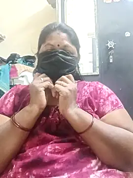 Snapshot of sreemamitha9 chatting on 02/17/26, 11:33 sreemamitha9 online show from 02/17/26, 11:33