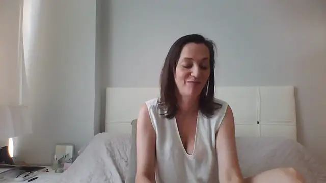 ArianaStarr online show from 06/24/26, 06:45