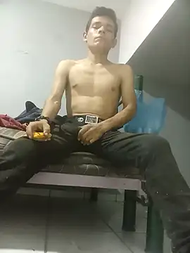 HSexy Men00 online show from 10/28/25, 02:15