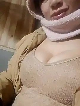 TRIEUTRIEU20 online show from 02/10/26, 10:14