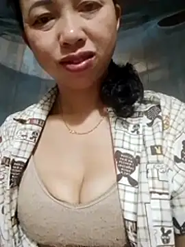 TRIEUTRIEU20 online show from 03/28/26, 05:12