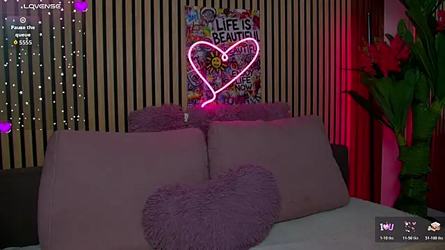 MirunaHaze online show from 03/25/26, 04:29