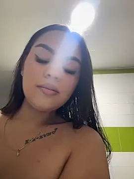 amber white15 online show from 06/30/26, 04:13
