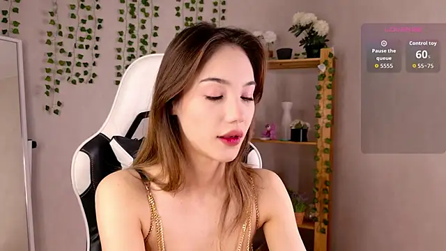 Snapshot of LilCatalia chatting on 08/09/26, 10:09 LilCatalia online show from 08/09/26, 10:09