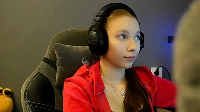 Softixq online show from 01/10/26, 03:03