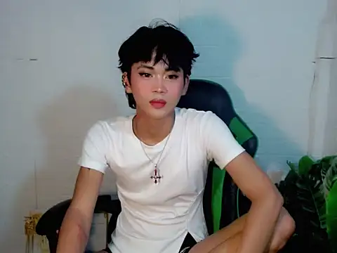 Snapshot of AsianCuteGuy21 chatting on 03/12/26, 05:19 AsianCuteGuy21 online show from 03/12/26, 05:19