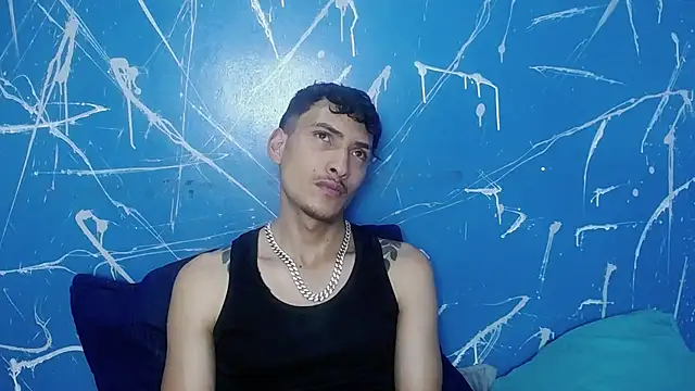 SavageLover  online show from 12/05/25, 03:59