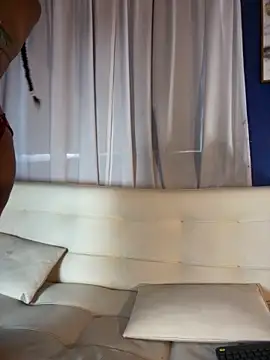 Snapshot of GiselleVice chatting on 12/21/25, 07:43 GiselleVice online show from 12/21/25, 07:43