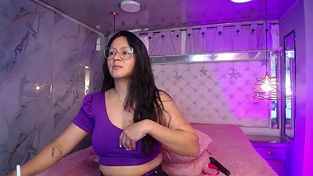 Melissa-roberts online show from 03/05/26, 01:51