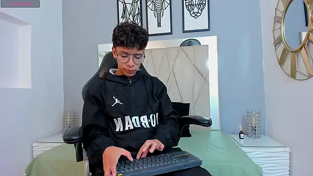 adams bobby online show from 11/30/25, 11:25