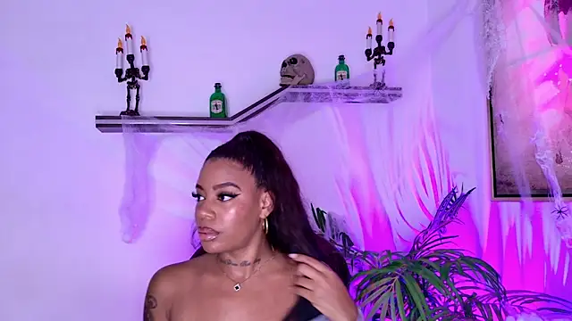 loana vegas online show from 10/30/25, 04:08