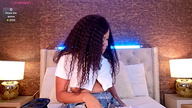 loana vegas online show from 03/10/26, 04:12