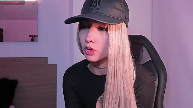 Katta Martini  online show from 11/20/25, 11:43