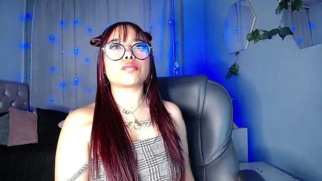 LittleNathy  online show from 11/04/25, 11:31