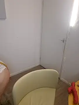 BubblesLovexox online show from 11/24/25, 10:42