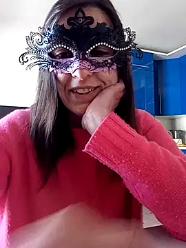 Snapshot of MissMonella85 chatting on 04/03/26, 12:58 MissMonella85 online show from 04/03/26, 12:58