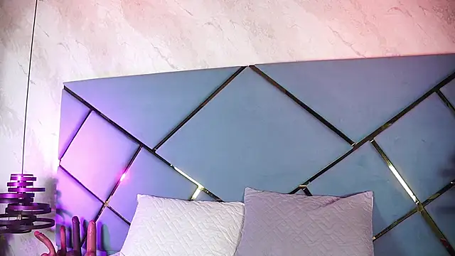  giggy 2 online show from 12/22/25, 12:13