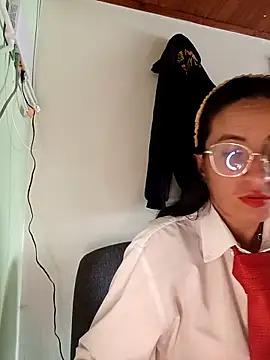 Valentina--1 online show from 10/27/25, 03:38