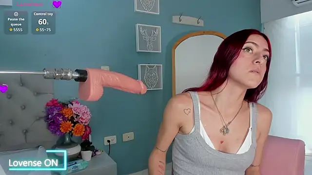 Luna Raay online show from 02/27/26, 06:08