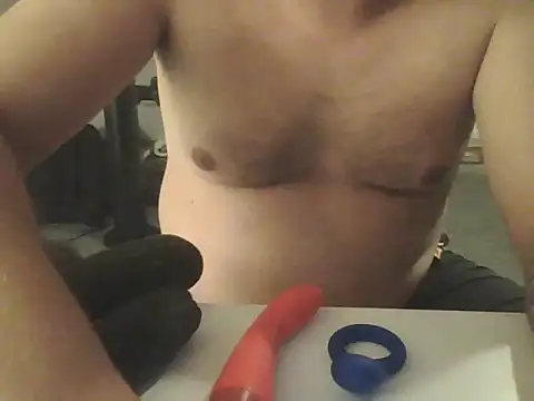 Snapshot of HornyFuckingAs chatting on 10/30/25, 08:42 HornyFuckingAs online show from 10/30/25, 08:42