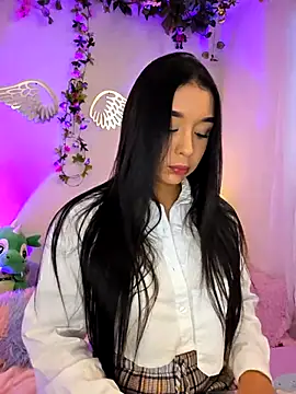 Snapshot of ISA_NIXON chatting on 11/25/25, 05:57 ISA NIXON online show from 11/25/25, 05:57