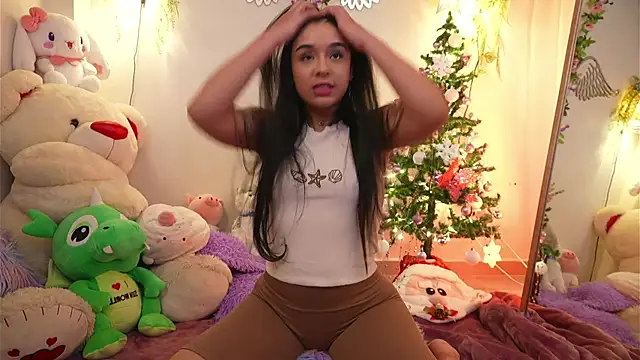 Snapshot of ISA_NIXON chatting on 12/04/25, 09:45 ISA NIXON online show from 12/04/25, 09:45