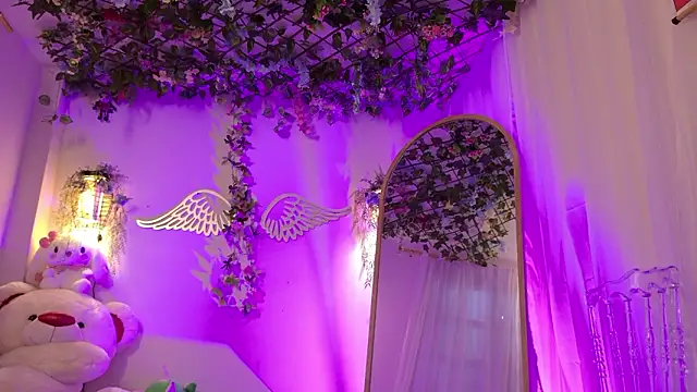 ISA NIXON online show from 02/23/26, 10:51