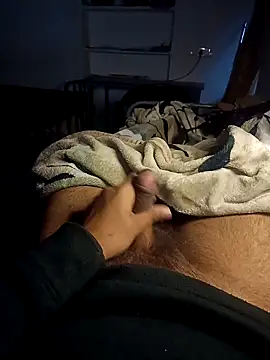 icandowhateveruwant3 online show from 12/18/25, 12:22