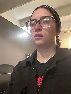 Kloe Novoa online show from 12/22/25, 02:14