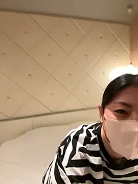 akimix xoxo online show from 11/11/25, 01:00