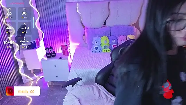 MAIILY TAY online show from 01/11/26, 11:48