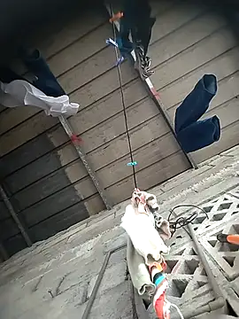 Brayanjuarez 10 online show from 10/29/25, 02:52