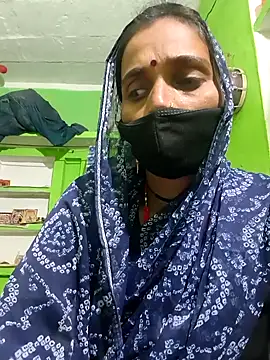 Snapshot of Hot_nenshi chatting on 10/26/25, 04:57 Hot nenshi online show from 10/26/25, 04:57