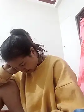 Snapshot of Beny_x chatting on 11/14/25, 11:35 Beny x online show from 11/14/25, 11:35