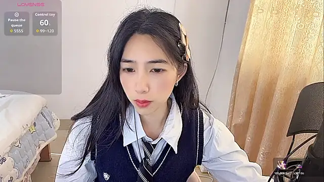 by-Hannah online show from 12/18/25, 02:28